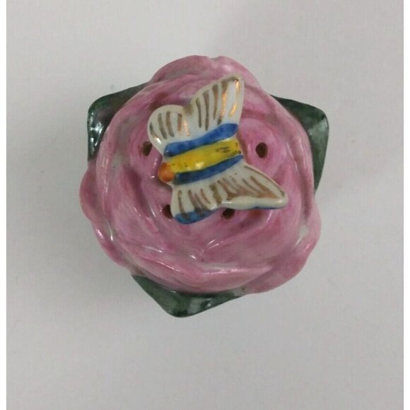 Vintage Butterflies On Rose Buds Under Archway 2.25" Salt & Pepper Shakers Japan - Picture 12 of 16